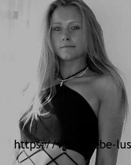 Ginellu (w_36) sucht Fetisch Partner in Reutlingen für Lack und Latex