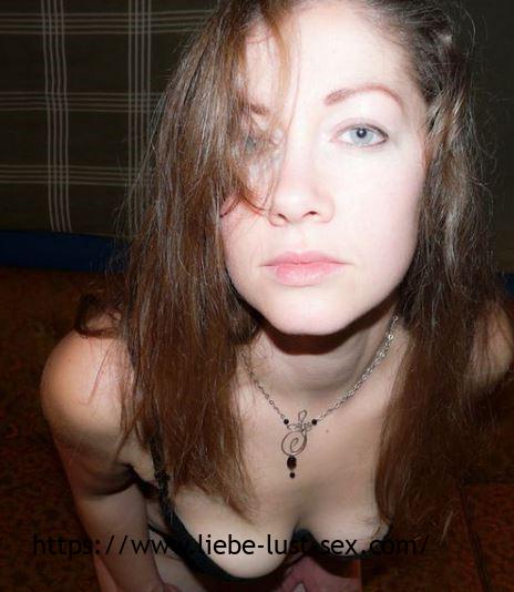 Spummel (w_31) sucht Seitensprung mit Doggysex in Dortmund 