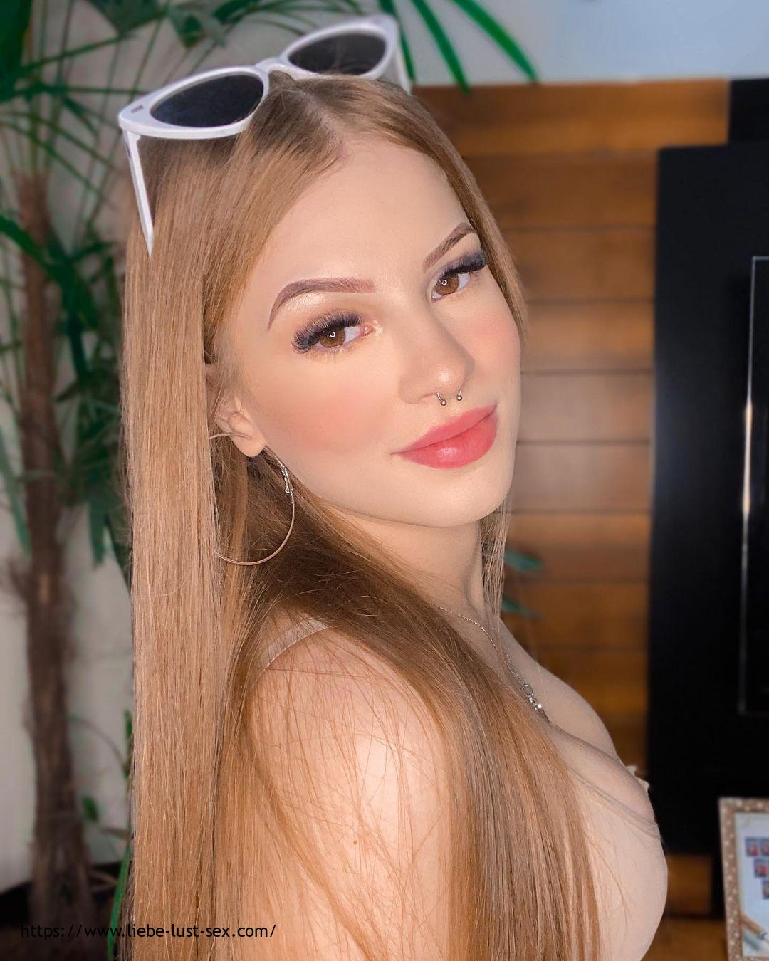 FeuchteEmma mag gemeinsam Mastubieren - Sex Kontakt in Fulda